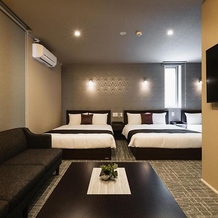 Aparthotel Grand Base Yakuin Odori Fukuoka  Esterno foto