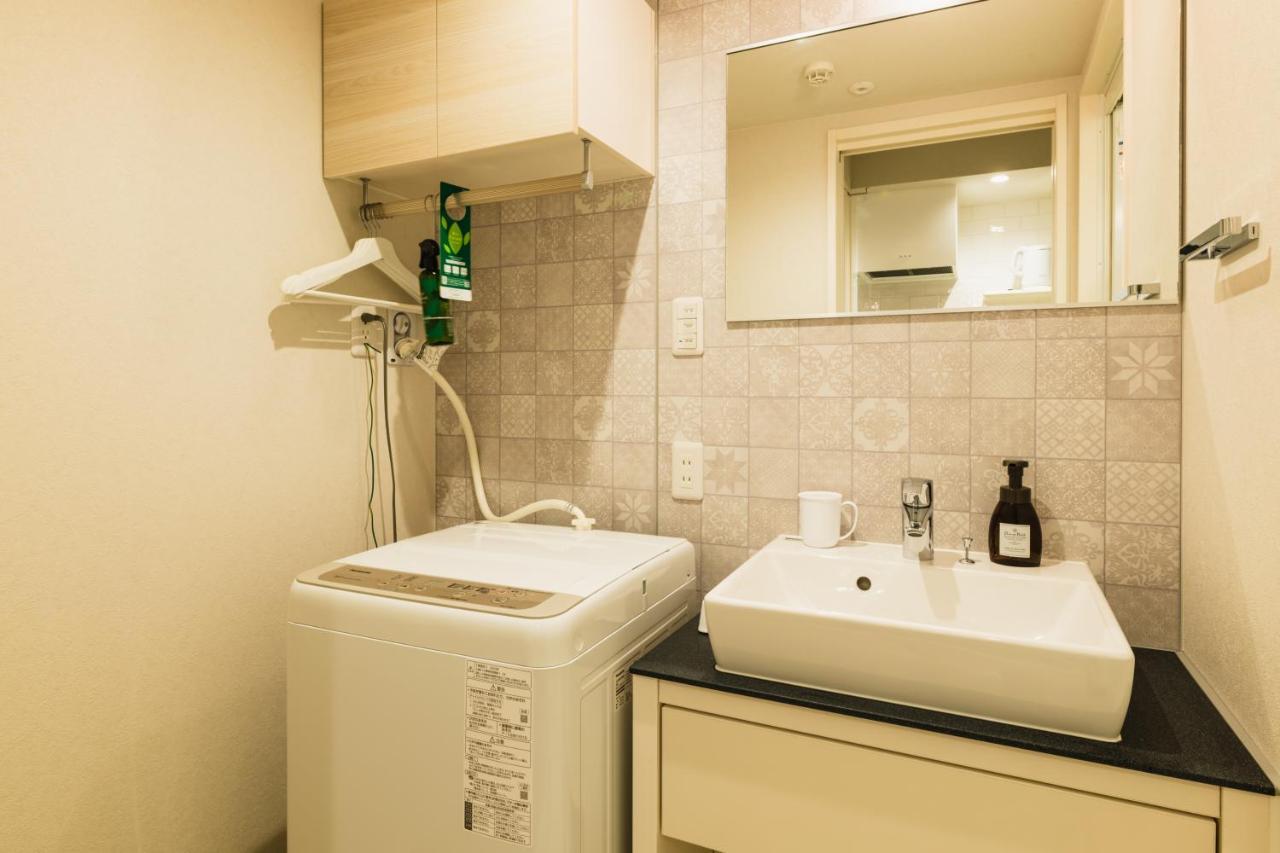 Aparthotel Grand Base Yakuin Odori Fukuoka  Esterno foto