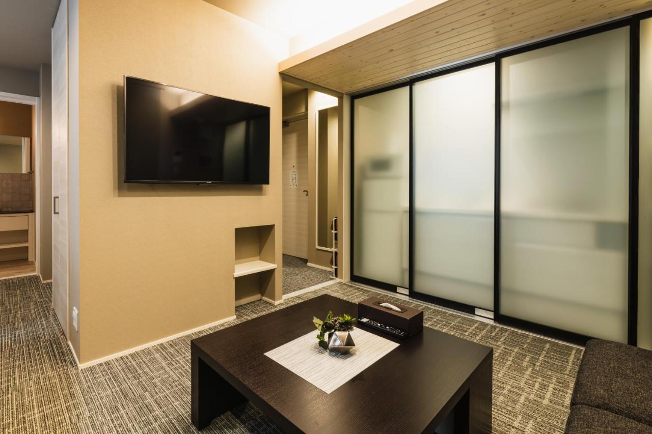 Aparthotel Grand Base Yakuin Odori Fukuoka  Esterno foto