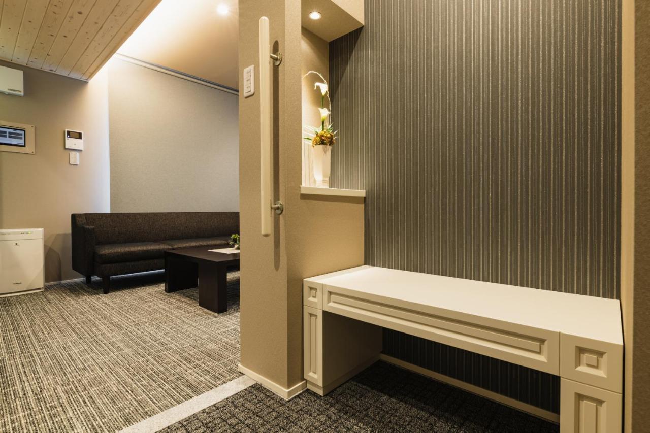 Aparthotel Grand Base Yakuin Odori Fukuoka  Esterno foto